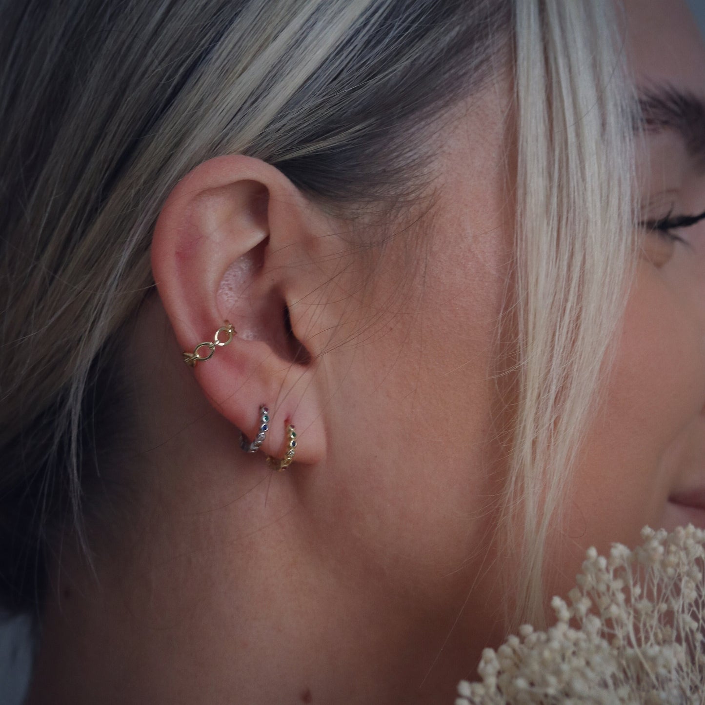 Shan&Co's Sterling Silver/Gold Vermeil Geo Ear Cuff featuring a minimalist chain design, offering a chic, no-piercing accessory with a modern geometric look, crafted in high-quality materials