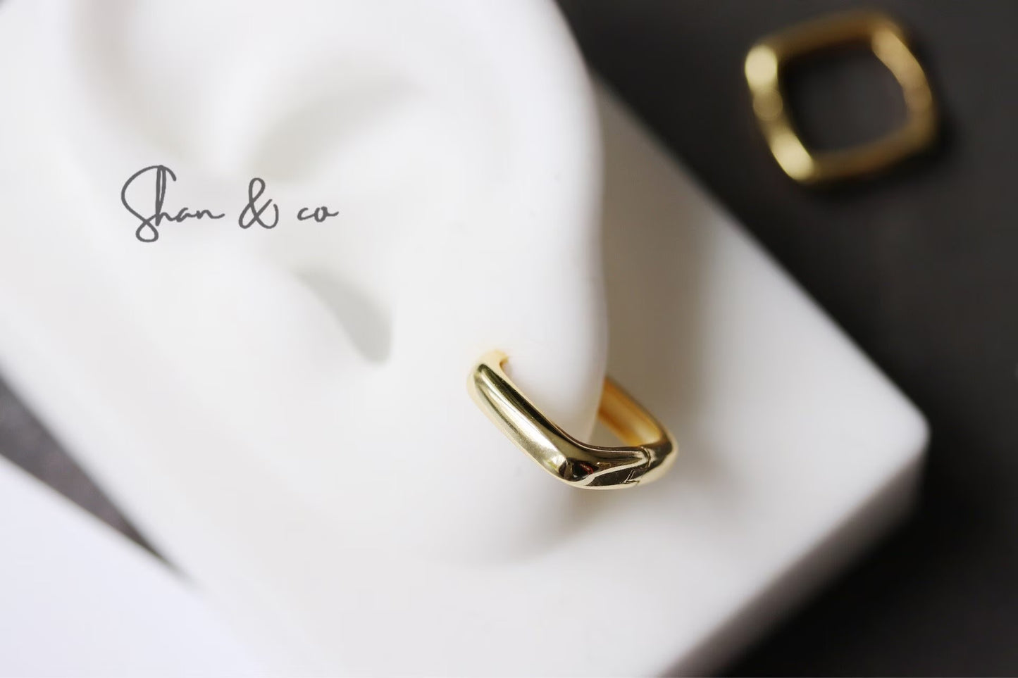 Gold Vermeil/Sterling Silver Square Hoop Earrings featuring a sleek geometric square shape. These lightweight, modern hoops offer a luxurious finish and a unique twist on the classic hoop design, perfect for everyday or evening wear