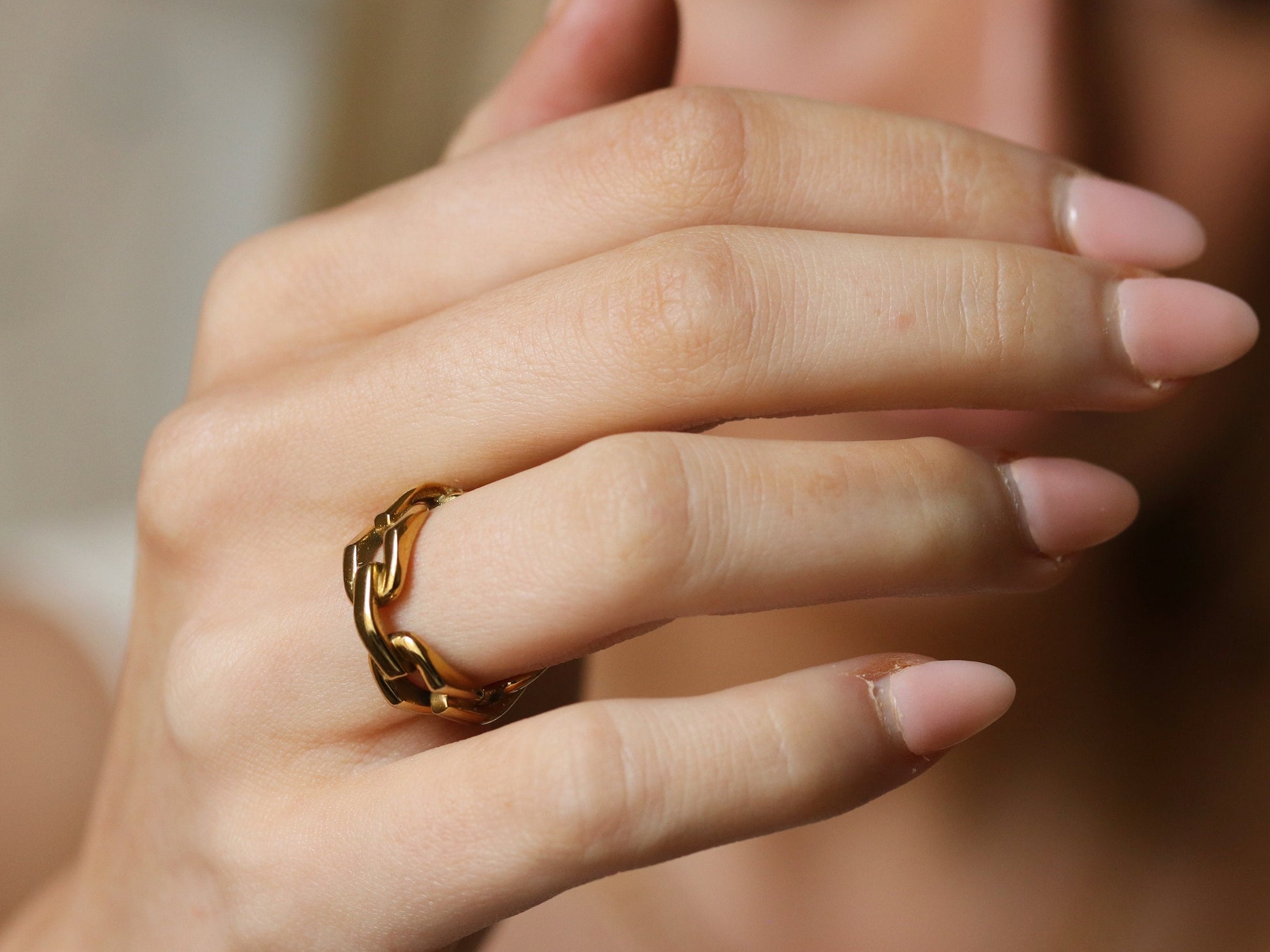 Gold Linked Chain Ring, Titanium Cuban Chain Link Ring, Chunky Curb Link Ring, Stackable Dome Ring, Wide Band Statement Ring, Gift for Her