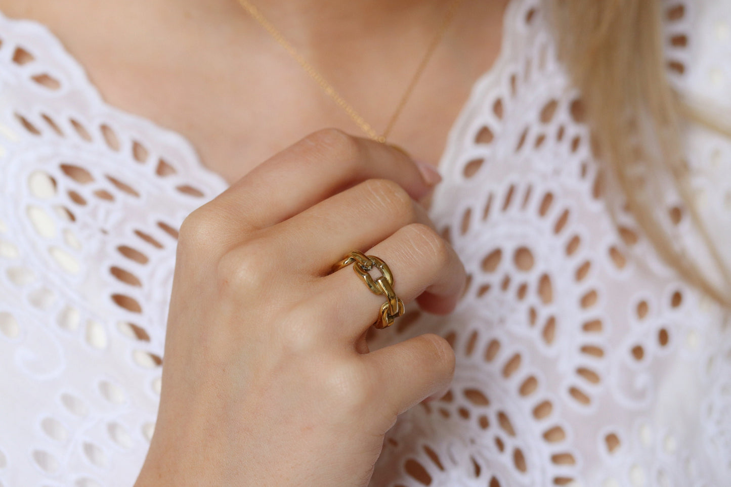 Gold Linked Chain Ring, Titanium Cuban Chain Link Ring, Chunky Curb Link Ring, Stackable Dome Ring, Wide Band Statement Ring, Gift for Her